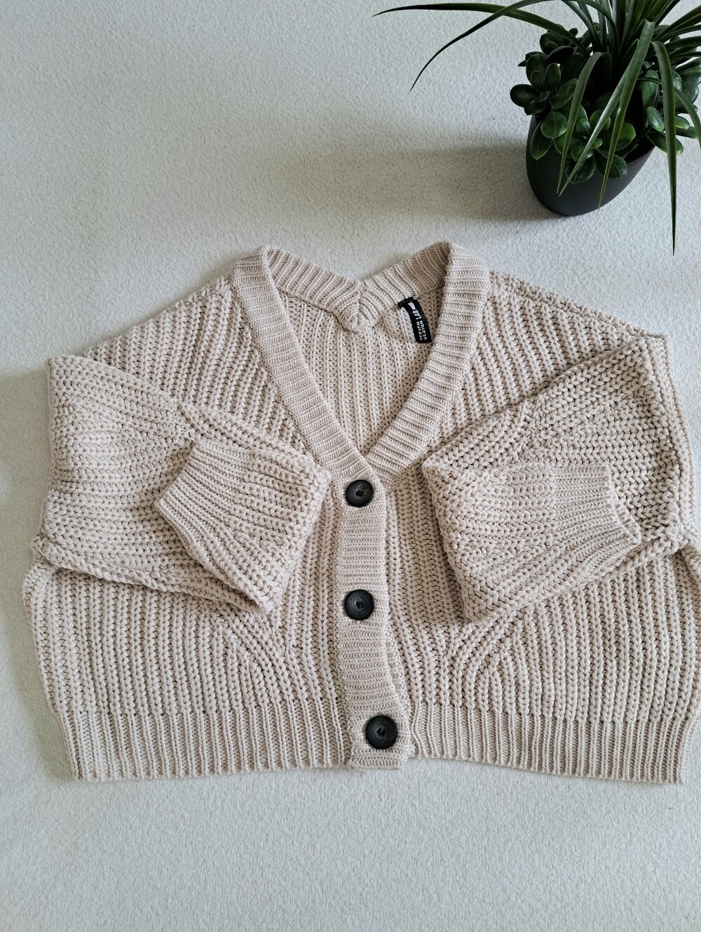 Design Lab Chunky Knit Cardigan Sweater Beige Neutral Medium Textured Cozy Top